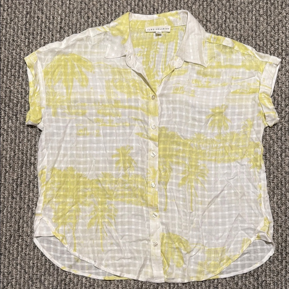 ⭐️5/$15⭐️ Jane+Delancey shirt